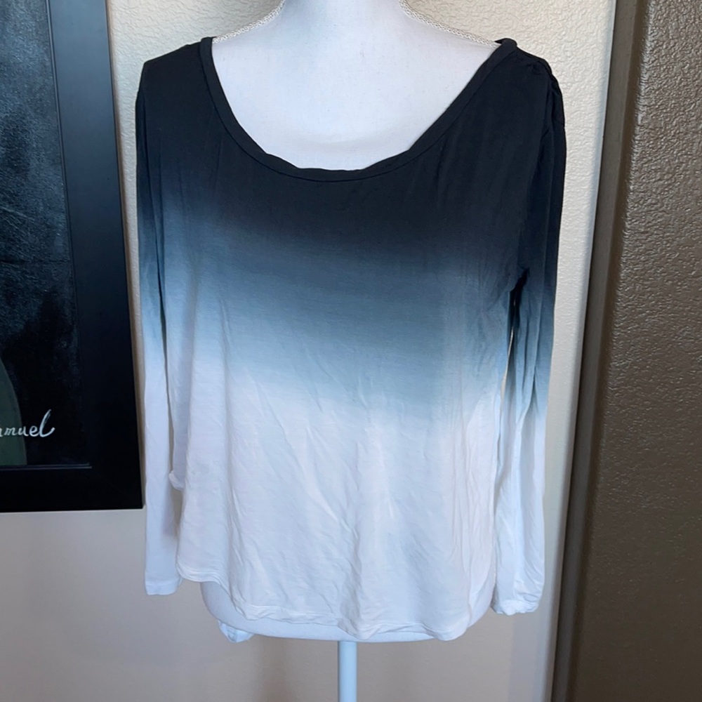 Spandex Ombré long sleeve shirt